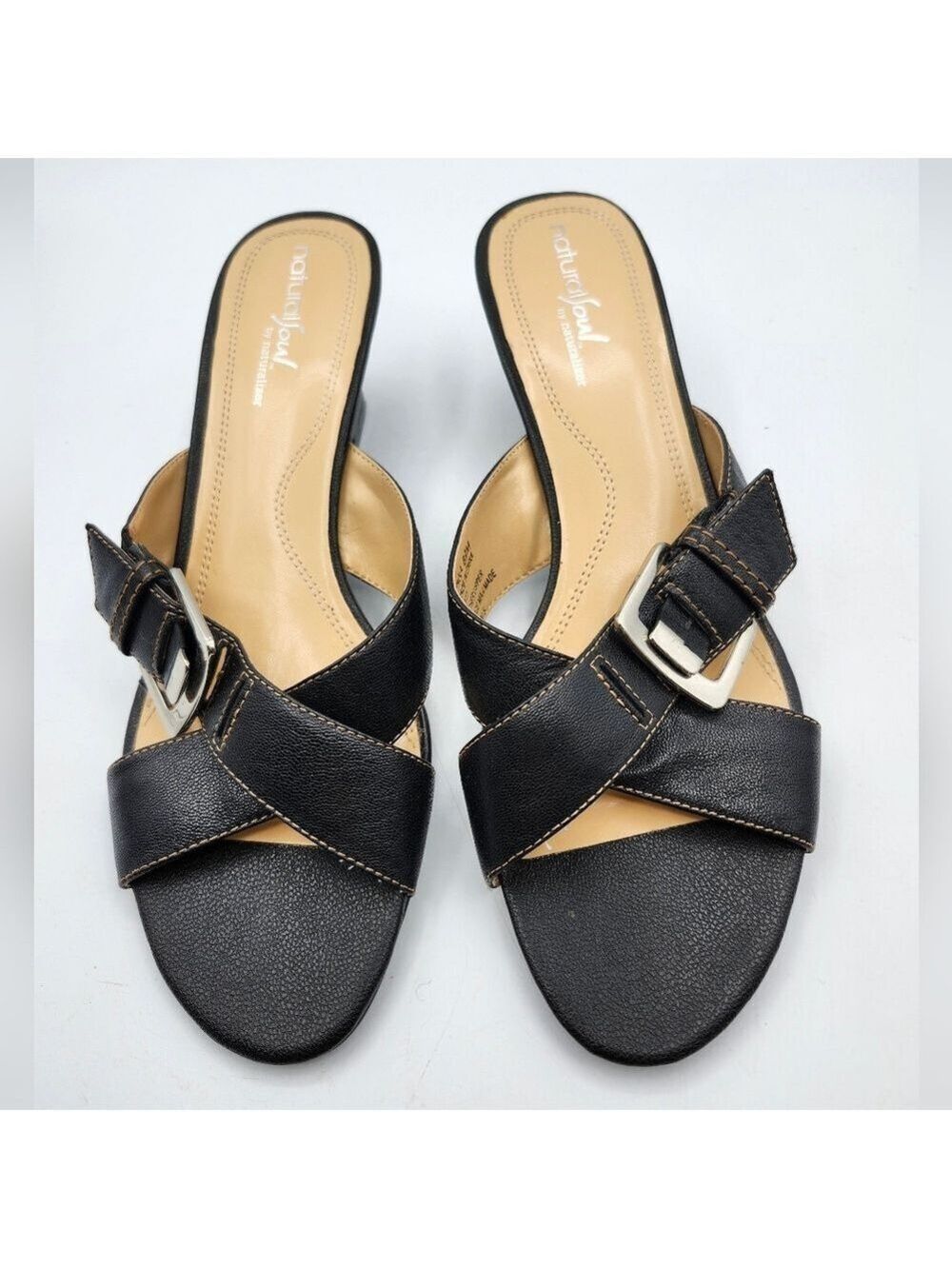 Naturalizer Blackl Leather Wedge Buckle Sandals 2.5" Heel Sz 8.5